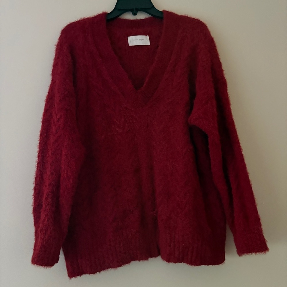 Lucky Brand Red Fuzzy V-Neck Chunky Knit Sweater Size M - Picture 1 of 3